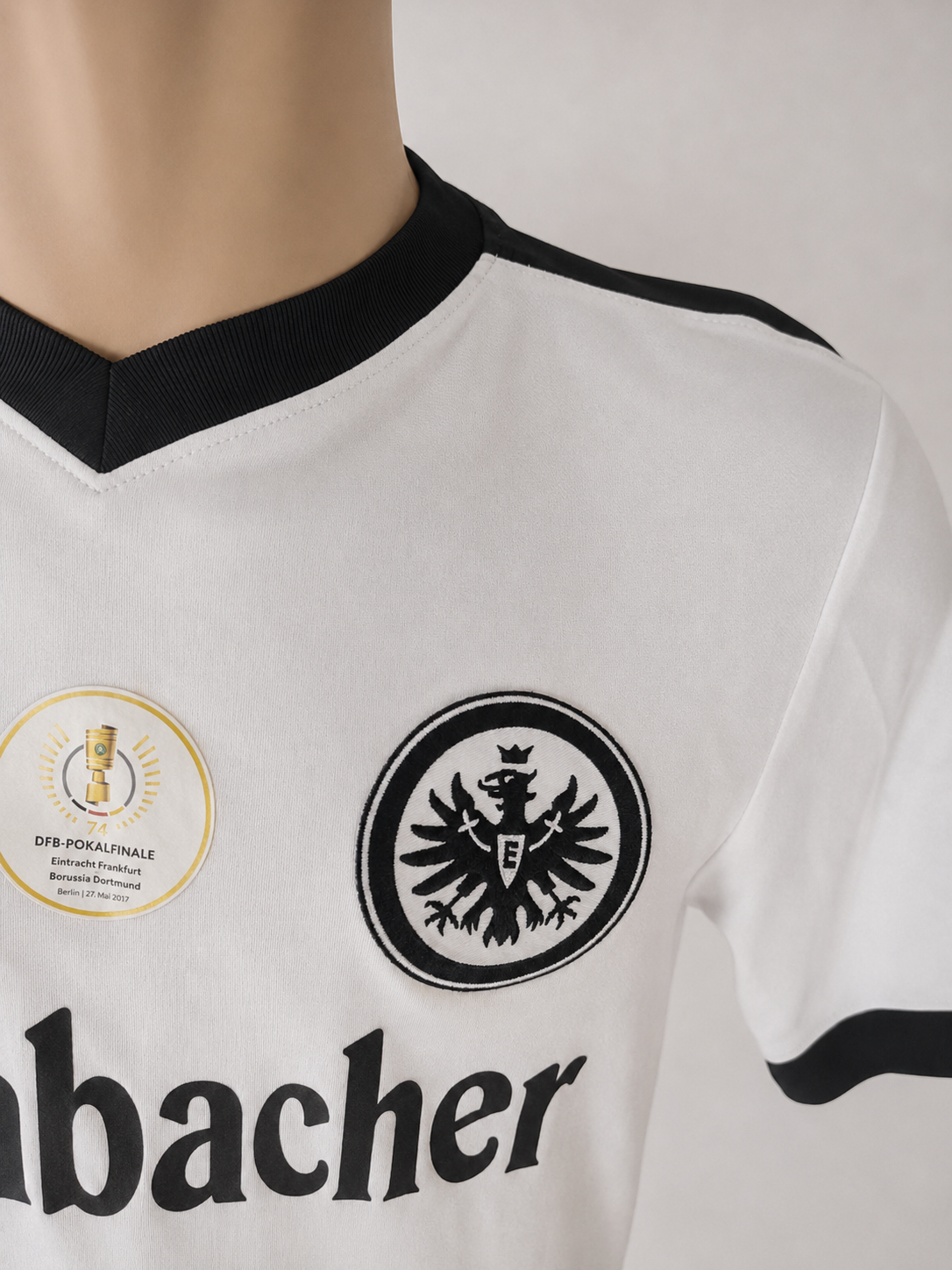 CAMISETA EINTRACHT FRANKFURT ESPACIAL 2016/2017